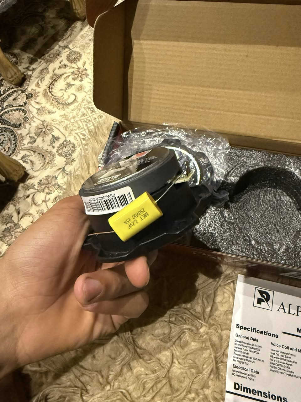 السلام عليكم
سوبر تويتر 3.5 انج 
110 واط 60 ارمس سعره الزوج 55 الف ومتوفر توصيل لجميع المحافظات ***********
