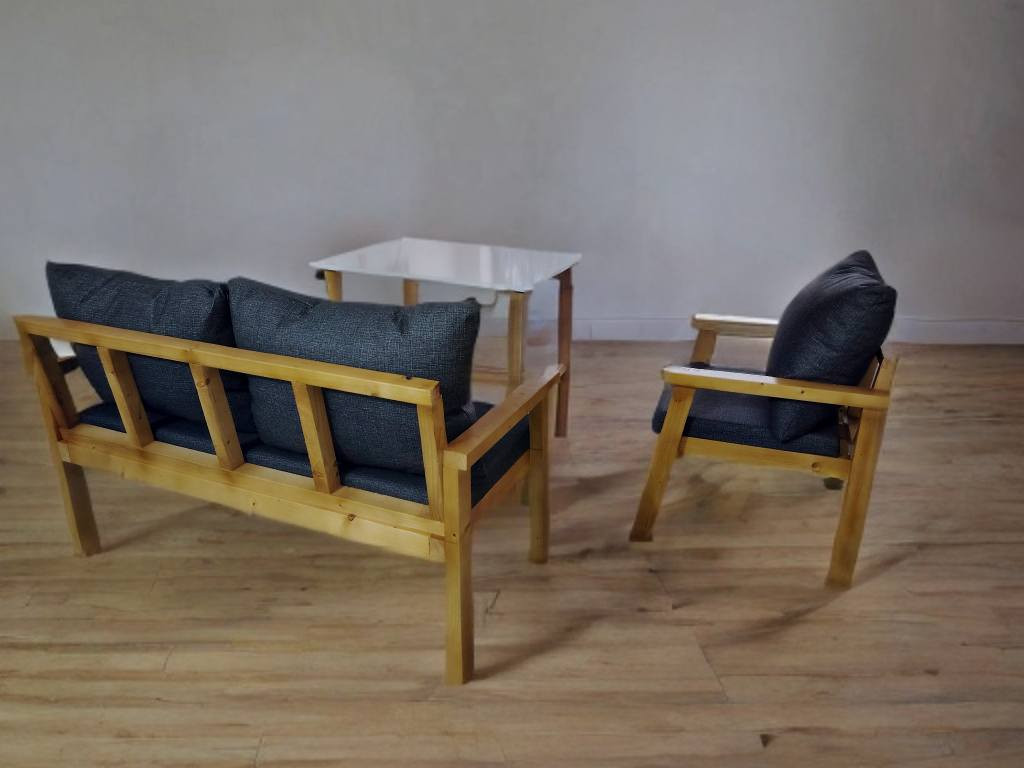 جلسة خارجية 3مقاعد  ب 100 الف جديد غير مستخدم/***********
