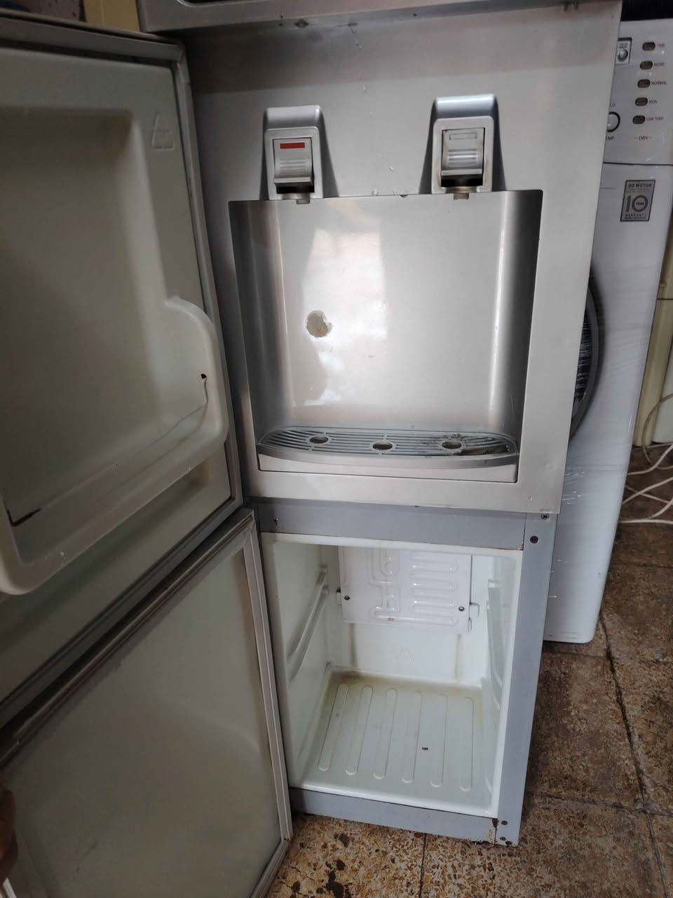 براد ماء نظيف النوعيه جنرال السعر 65
للاستفسار *********** موصل, نينوى
