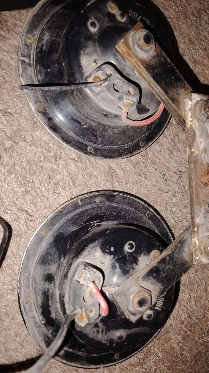 بوش موأسسه للبيع ***********
