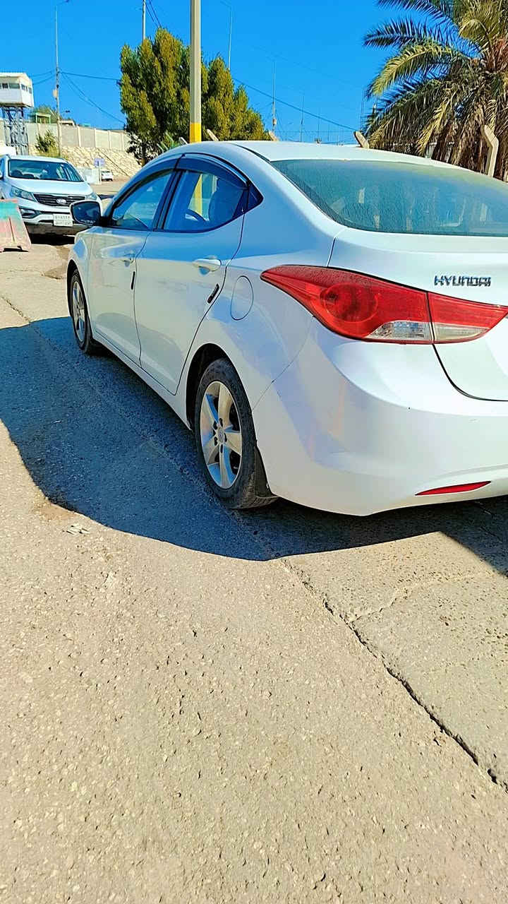 النترا موديل 12 كفاله عامه فتح صبغ تبدل كير محرك حداديه تبريد تخم تاير جاهزه محرك 1600 رقم دولي ارييل سعرها 115 قفل ***********
