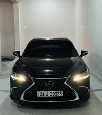 ES350 • ٢٠٢٢ • ٣٤٠٠٠ كم