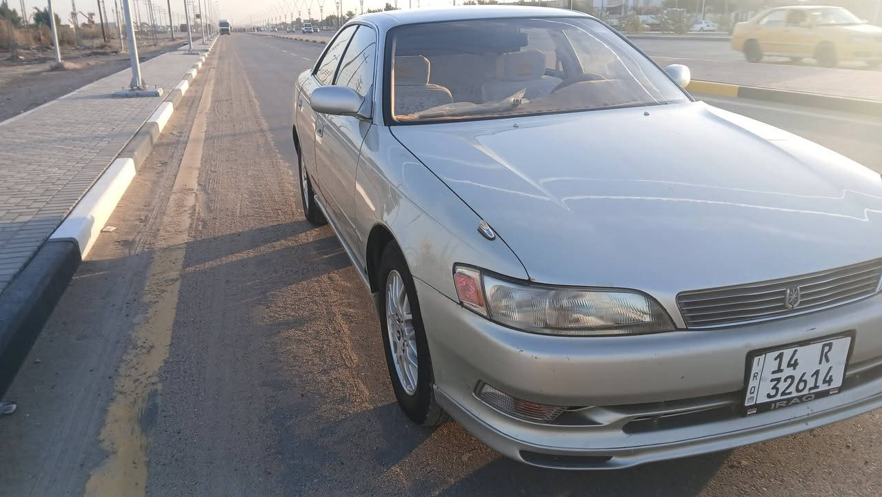 سلام عليكم سياره مارك موديل 2000 السياره مصبوغه عام السياره ضربه ما بيه ومكفوله من الكص وانقل الضربه رقم انكليزي سنويه 31  العنوان البصره الرقم *********** 
السعر 77 بيه مجال
