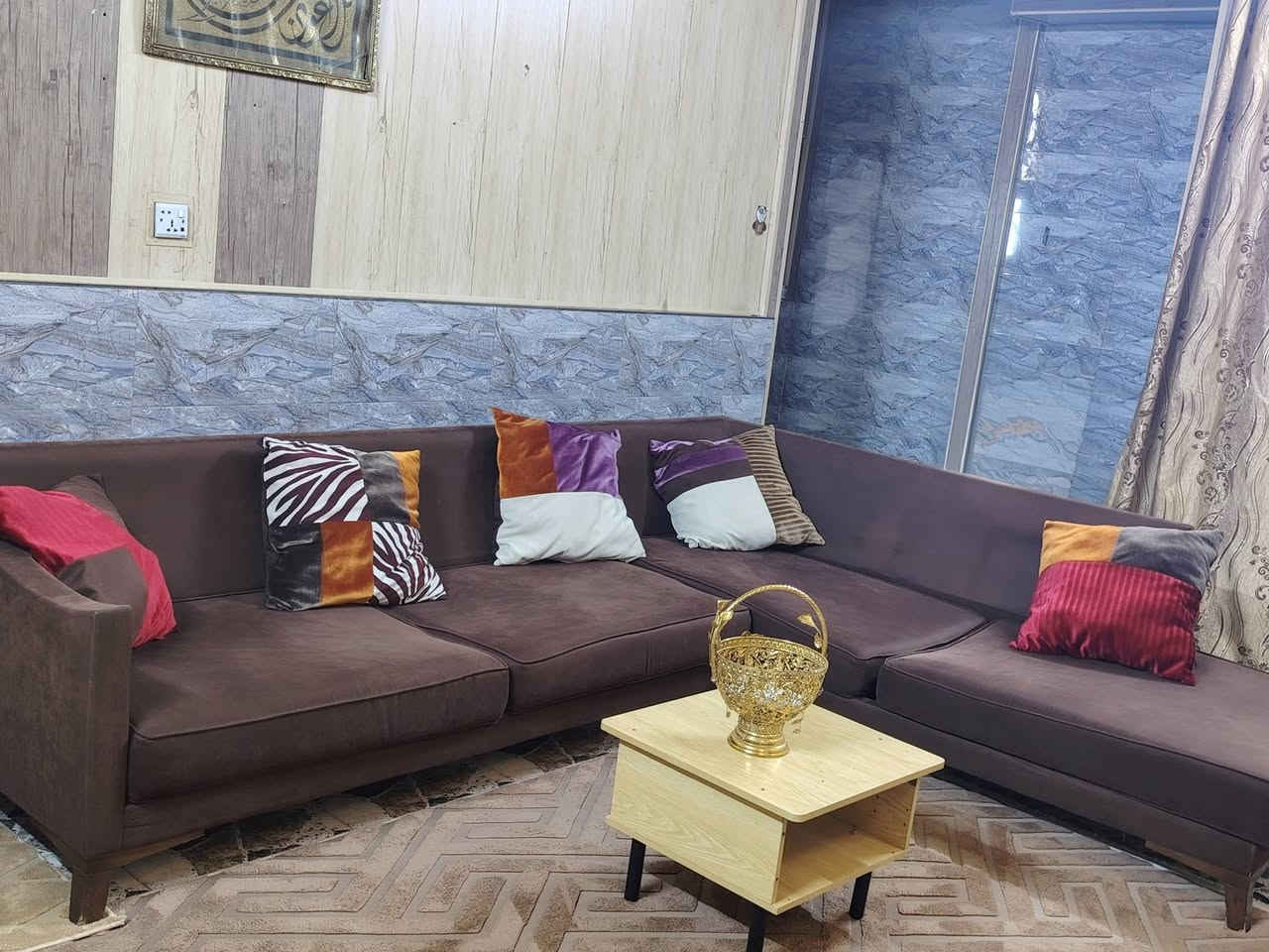 للبيع ديوان تركي 9 مقاعد مع الكرسين
سعر200 الف

للاستفسار واتس اب ***********
