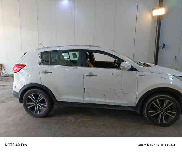 سلام عليكم
إعادة النشر بسبب الوعود الكاذبه 
للبيع سيارة سبورتج 2017 شكل القديم

حادثها موضح بل سونار 

سياره نضيفه كير مكينة خير من الله 
تدفئه تبريد ثلج 
رقم بغداد ألماني السيارة نضيفه مثل ماموضح بل صور واحلة بل حقيقة 

تحويل موجود 

السعر 144 أو بيها مجال بسيط 

مكان السيارة بغداد الدوره 

للتواصل ***********
