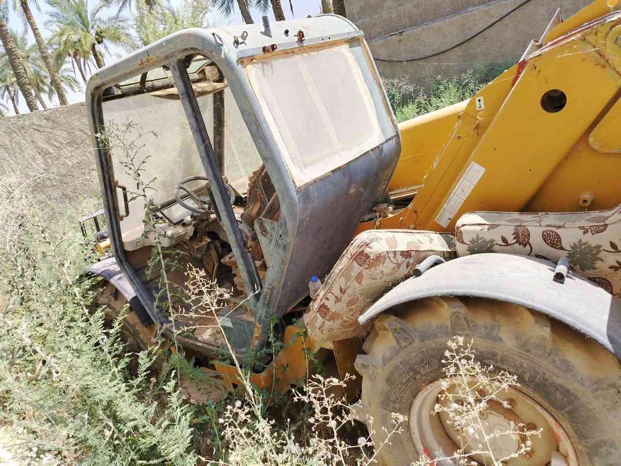 سلام عليكم للبيع ع وضعها الحالي ***********
