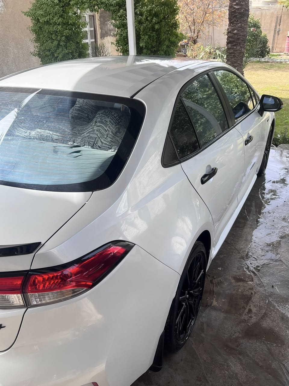 السلام عليكم كورلا هايبرد 2025 (s) مواصفات ال s معروفه لون الداخل احمر
ماشيه ٤٤ الف السياره الحمدلله نظيفه 
السعر ٢٤ مليون
***********
