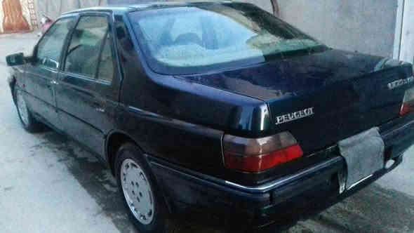 السلام عليكم للبيع بيجو 605 موديل 92 رقم الماني سنويه الى 28 بسمي ابيع تحويل فقط اللون زيتوني طخم تايرات وباتري جدد وجامات الامامي كهرب الاستيرن بور + ويل كب / السعر 30 $ باقي التفاصيل الاتصال ***********
