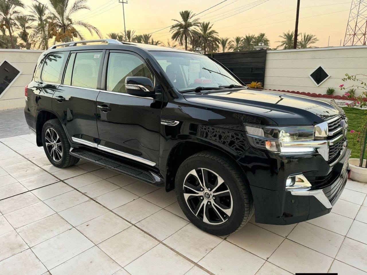 تۆیۆتا لاندکرۆزر 2017  مواسەفات GXR وايدئشن
وةنةوشة
 فول فول مواسةفات 
قةبات قةبات مواسةفات 
دةرةجة يةك  
  دوو بةسمة بيلاد 
 8ارباك شةخال
5كاميرة  3 شاشة 
حةريق ژئر بئ  ئاوئنة ليد   
   ئاوئنة گراج  لايت بةرز و نزم
بةخاخي  لايت 
سلايت  تؤماتيك گوشين جلد 
گوشين سكن و سايةق
سى دوكمة كارةبا 
 سوكات فؤليؤم دوو ماوس
 جام كارةبا جام ئؤتؤ  سةلاجة تةبريد مةرةكزي  
  شاشة تةلةبزؤن شاشة گةور. پئش و پشت حاسة و كاميرة    
زؤر مواسةفاتري تر  
تاخم تاي نوئية  
50 هةزار رؤويشتوة  

سعر لە کۆمێنت داوابکە ڕاستەخۆ بۆت دیت 📩 

سپئري دانةبةزية   
  گئر و مةكينةي نةكرايتةوة  بةشةرت   
رةقةم و  سةنةوي نوئية بة ناو خومة   
بئ بؤياخ  و بى ساردة كوت 
دةحاميةكانيشي بوياخ نية       
 
ژمارەی خاوەنی 
***********
***********
