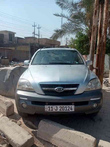 السلام عليكم 
كيا سورينتو موديل 2006جاهزه للبيع العنوان بغداد/السعر 100ورقه وبيها مجال 
الاتصال***********
