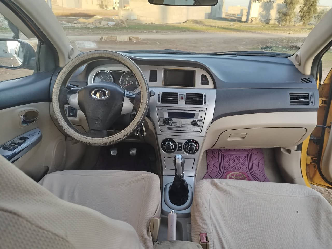 متاح كريت وول فولكس 2011 سنويه لغاية 2027 مشروع وطني صاحبها الشرعي بالموصل. سياره نظيفه فقط محرك بداية نفخ والباقي شرط. السعر٤٥. العنوان موصل حي التعليم جانب الايسر*********** ***********
