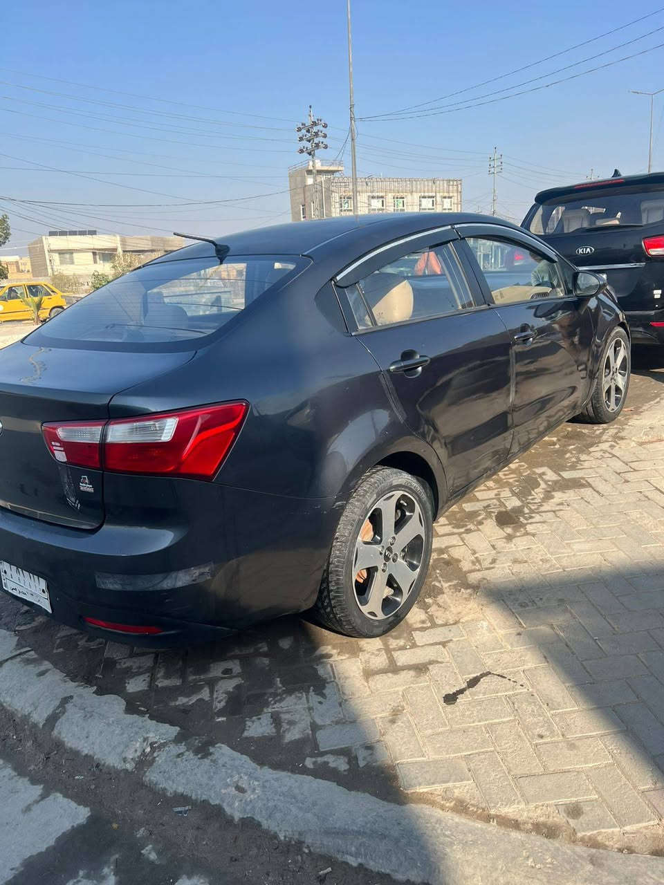 السلام عليكم كيا ريو
2015 للبيع نقد والمراوس
تبريد ثلج تدفئه تشتغل
ماابيع قصط السيارة خليجيه مكينه 1600 دوش
سنويتهه لل28 رقم بابل شاشه 
كامره 5 ويل كبل داخل نضيف مامتعوبه
بيهه رشات صبغ جاهزه السيارة السعر 85 وبيهه مجال 
بسيط جدآ
***********
