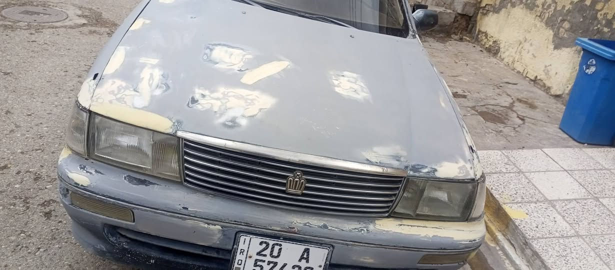 السلام عليكم تيوتا كراون بطه موديل 92 رقم ديالى انكليزي سنويه لل 30 كير محرك مكفول مابيها نقص عوزها بس صبغ للبيع والمراوس مكاني ديالى بلدروز السعر 30 ورقه ‏‪***********‬‏
