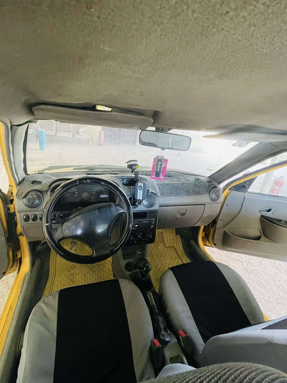 سلام عليكم 
سايبه موديل ٢٠١٣سياره جاهزه من كلشي كير محرك برايد تدفىه تبريد شغاله هيئه غرامات صفر سياره كبل للشارع مثل ما موضح بل صوره  ***********
تعجبك ليساره اتصل عل رقم ما متواجد فيس مكان لسياره بغداد
