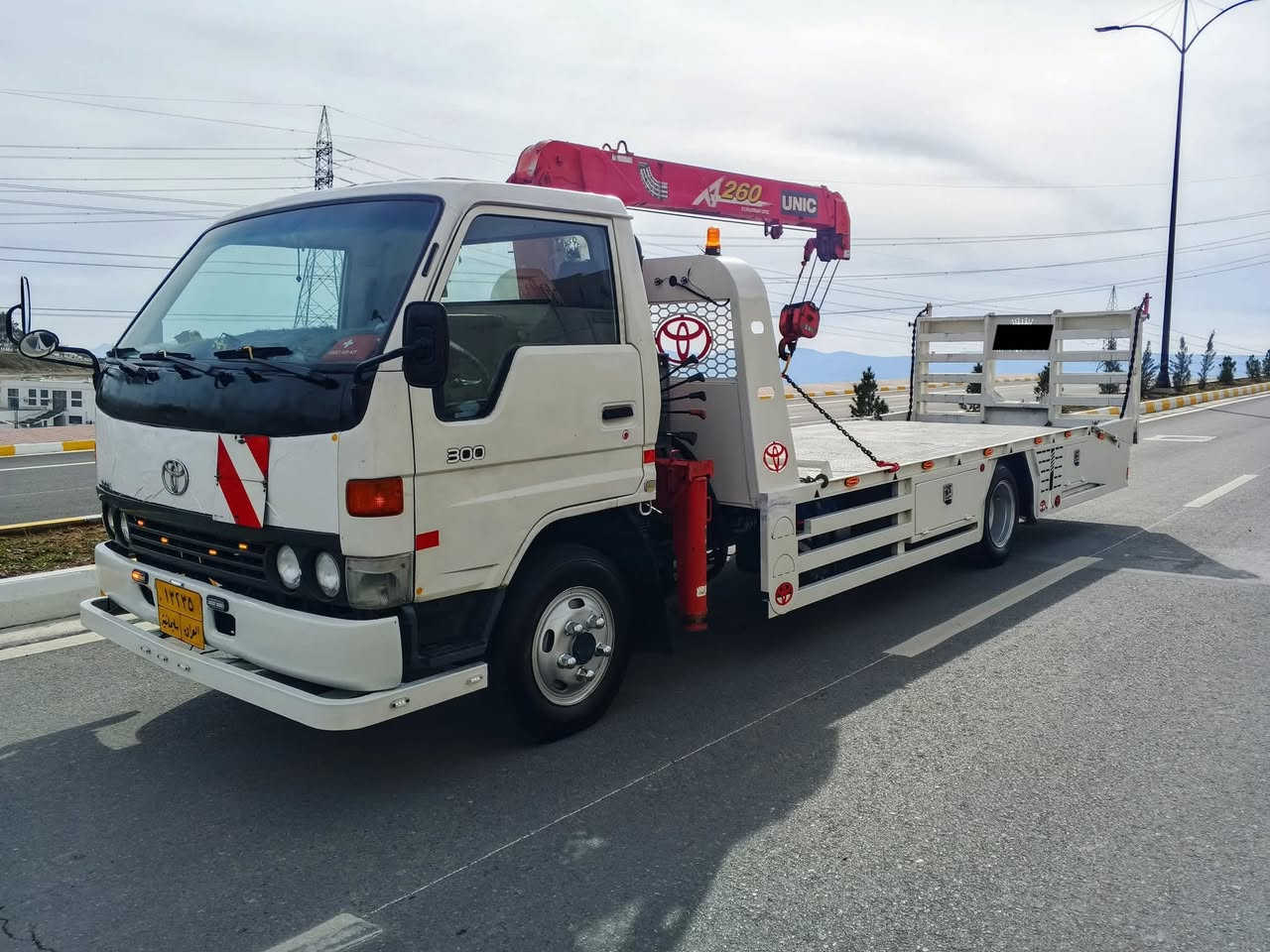 السلام عليكم 

للبيع تويوتا داينا كرين فلات موديل ( 2002) ماشاءأللة ♥️
حجم 300 / B14 / مكينە بمونوزل 4 سلندر 5 برغي 
كرين يونك أوروبي (0) جديد جديده مامشتغل العراق 
كرين 2,600 طن 2 سلايت !4 رجلين موديل كرين 2010
طول بدي 5,60 متر صافي باب دفتري 
السيارة ماشاءأللة جديد جديده نفس الصورة 
مابي اي نقص محرك + گیر + شاصي + كرين مكفول بشرط 
تخم تايرات و باتري جديده رقم سليمانية 
عنوان السليمانية مركز مدينة قريب السرجنار 
***********
shabaz : kren
