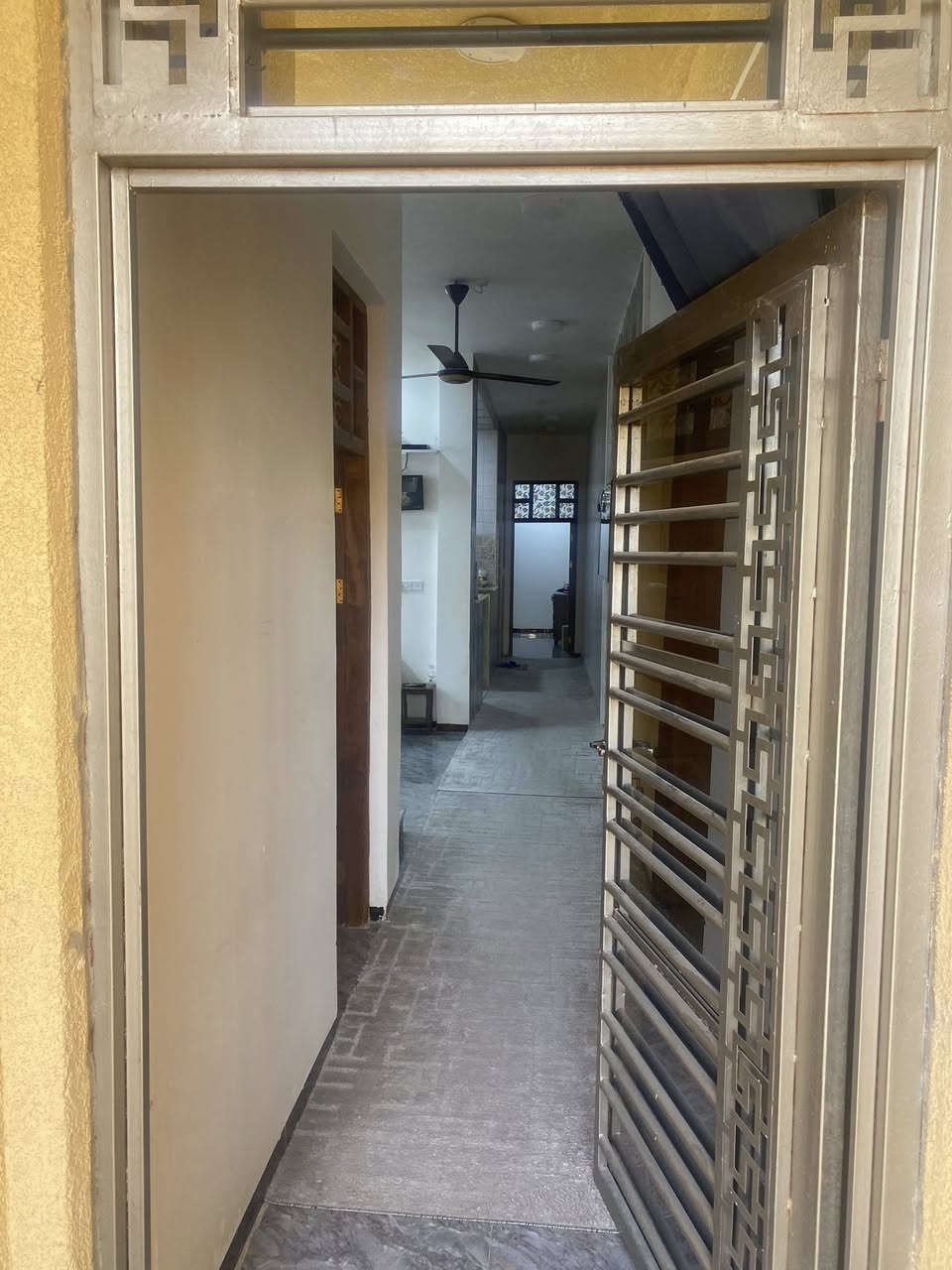 دار للبيع مساحة 150 بناء درجة اولى 2024 مكان الزبيدات 
غرفتين نوم استقبال هول مطبخ صحيات كافة الخدمات 
مكان مجاور عبدالله عايد ومدرسة الزبيدات 
هـ/ *********** سعر 115 مجال قليل
