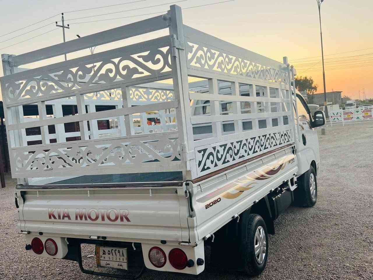 للبيع كيا موديل 2019 رقم بغداد سنويه انكليزي باقي ع استلام لوحات مكفوله كفاله كير محرك شاصي اكسن كشر مكفول من صبغ وبارد وتبديل تبريد ثلج محجر دوشمه جديده
السياره جديده ومال جناي ع الشركه
مكان السيارة الانبار الفلوجه

السعر 128 وبيه مجال للشراي 

الرقم ***********
