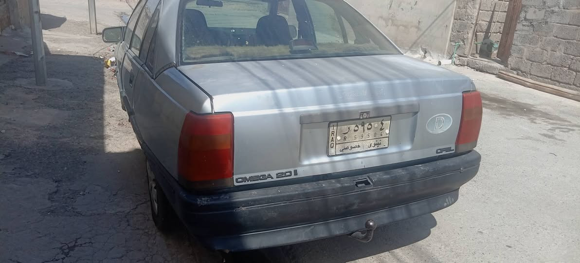 اوميكا حجم 20
رقم الماني سنويه خضرة 
محوره كابريته قطاره مال بانزين
شرط المكينه والكير 
تايرات وباتري جديد
بيها هذا الخيسان ودرايم شفت تعبان
وشرط الوكاله والتحويل 
السعر15 وبيها مجال
***********
***********
