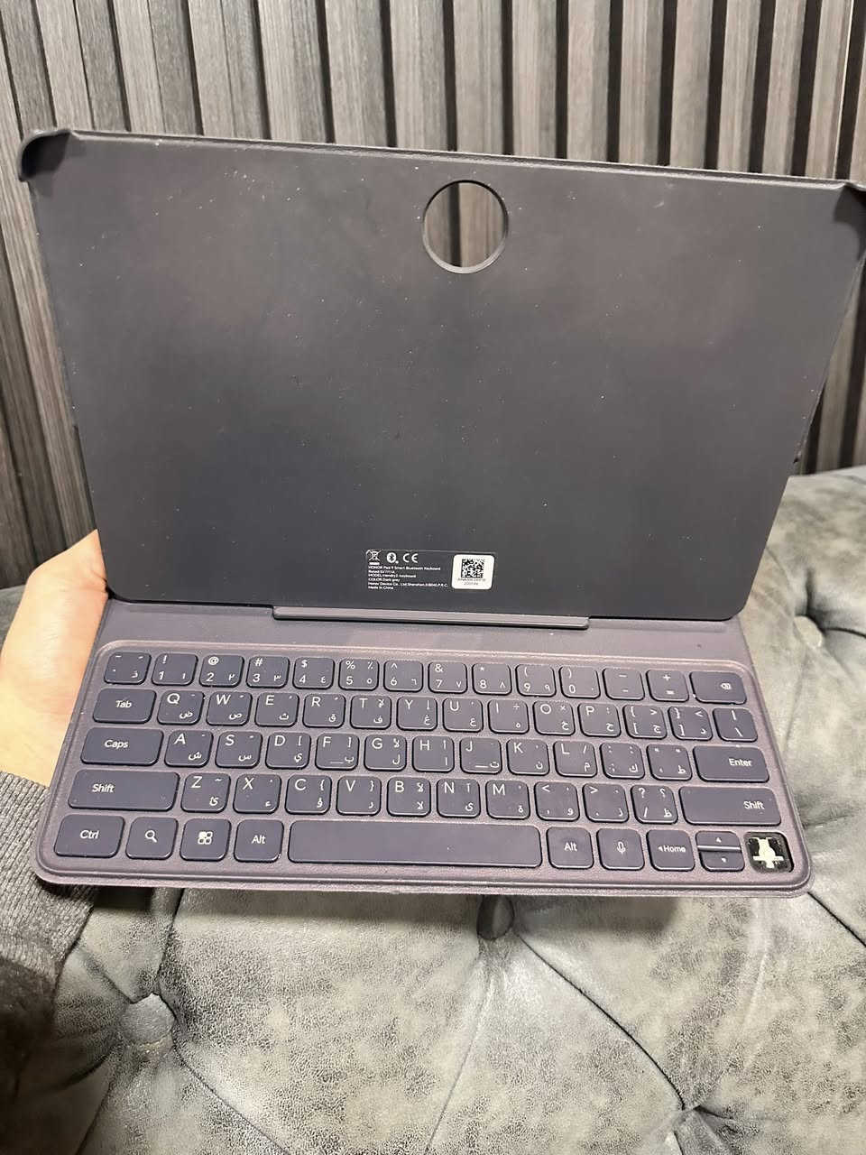 هونر باد 9 ذاكرة ٢٥٦  نظافه ٩٥ % فقط بيهه ضربه بسيطة جداً موضحه بلصورة
شاشة ١٢٠ هرتز ودقة 2,5k 
بطارية 8300 ملي امبير  
الحافظة مع كيبورد اصليه
بيهه لزكة ضد الكسر


**إذا كنت صاحب هذا الإعلان وتريد حذفه لأي سبب، رجاءا أرسل رسالة إلى الدعم الفني**