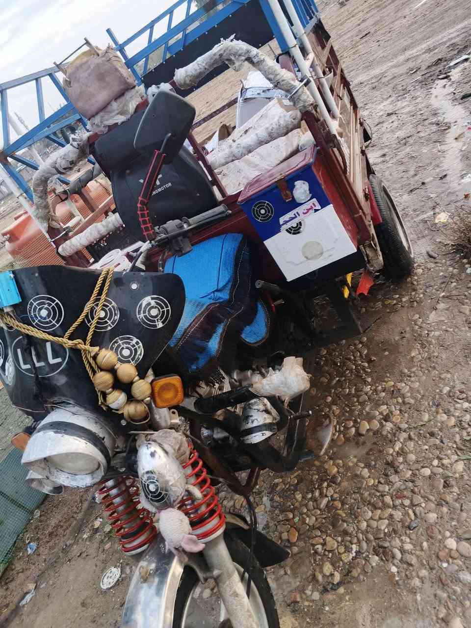 ستوته للبيع
نقصها فقط صلايب كاردن 
سعرها 1200
بي مجال 
مكاني حزيران موقف كوسترات حزيران 
مقابيل جملة ليث 
‏‪***********‬‏
خاص موجود
