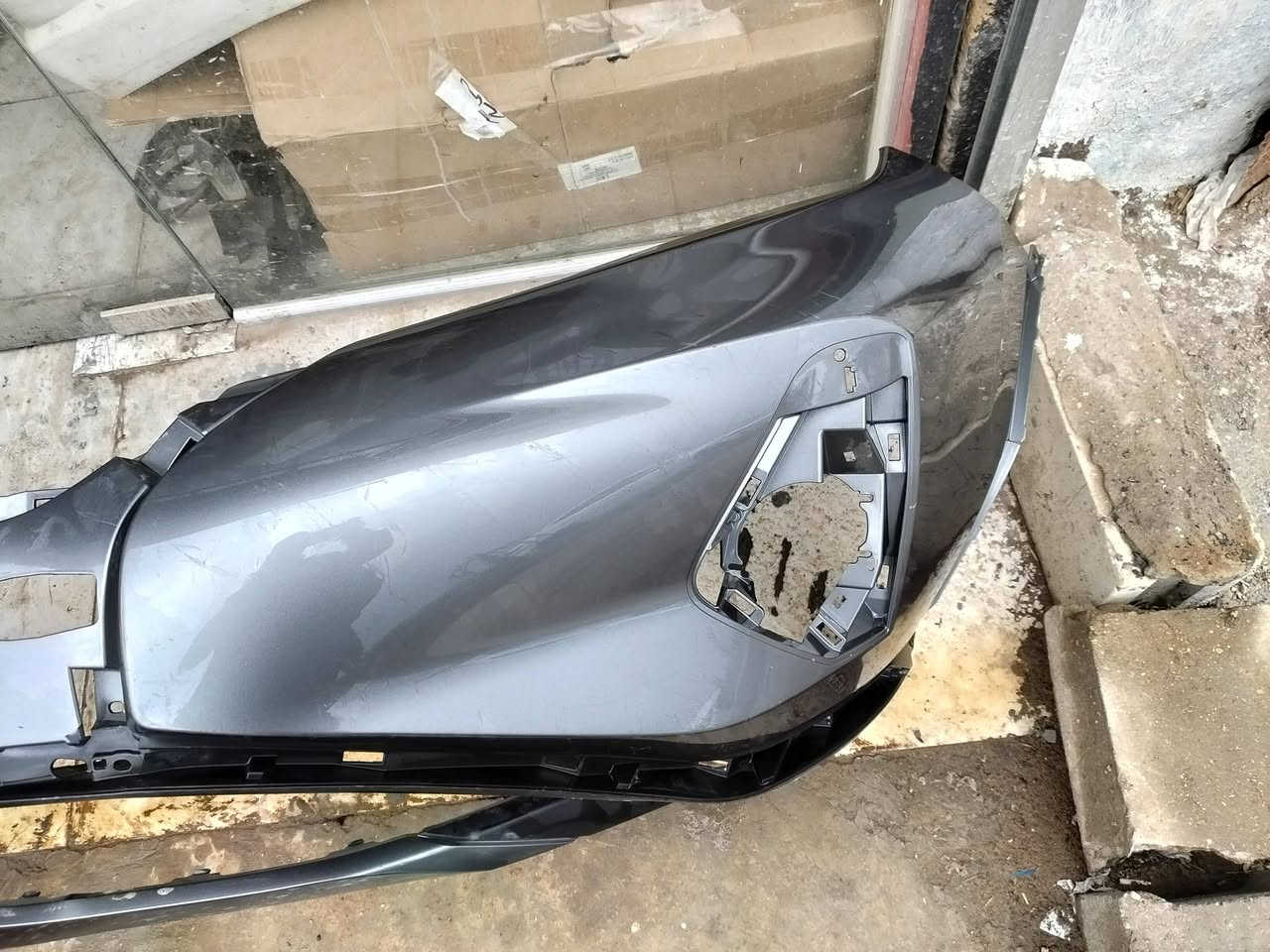 يتوفر دعاميات امامي خلفي نيسان مارانو 23 أصلي تفصيخ ***********
