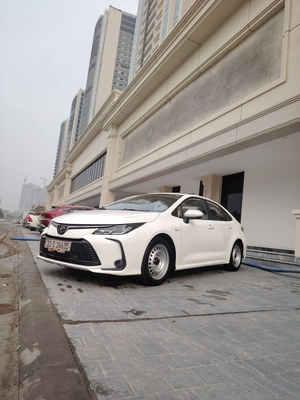 للبيع تحويره 14 تاير نكسن عالي
للبيع ويل ١٦ بلصور رصاصي وحاليا مصبوغ اسود 

للبيع سطاب لايت بتره كل الكلوبات تشتغل 

مكاني بغداد المنصور

كلمن وسعره للاستفسار 
***********
