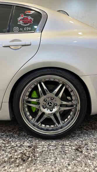 تخم ويل كروم ياباني 
يرهم ياباني كوري امريكي فتحة 114 
تخم تاير 
امامي 245/40/20 
خلفي 275/35/20 
الويل سعرة 400 دولار 
مع التايرات 550 دولار
بغداد
***********
