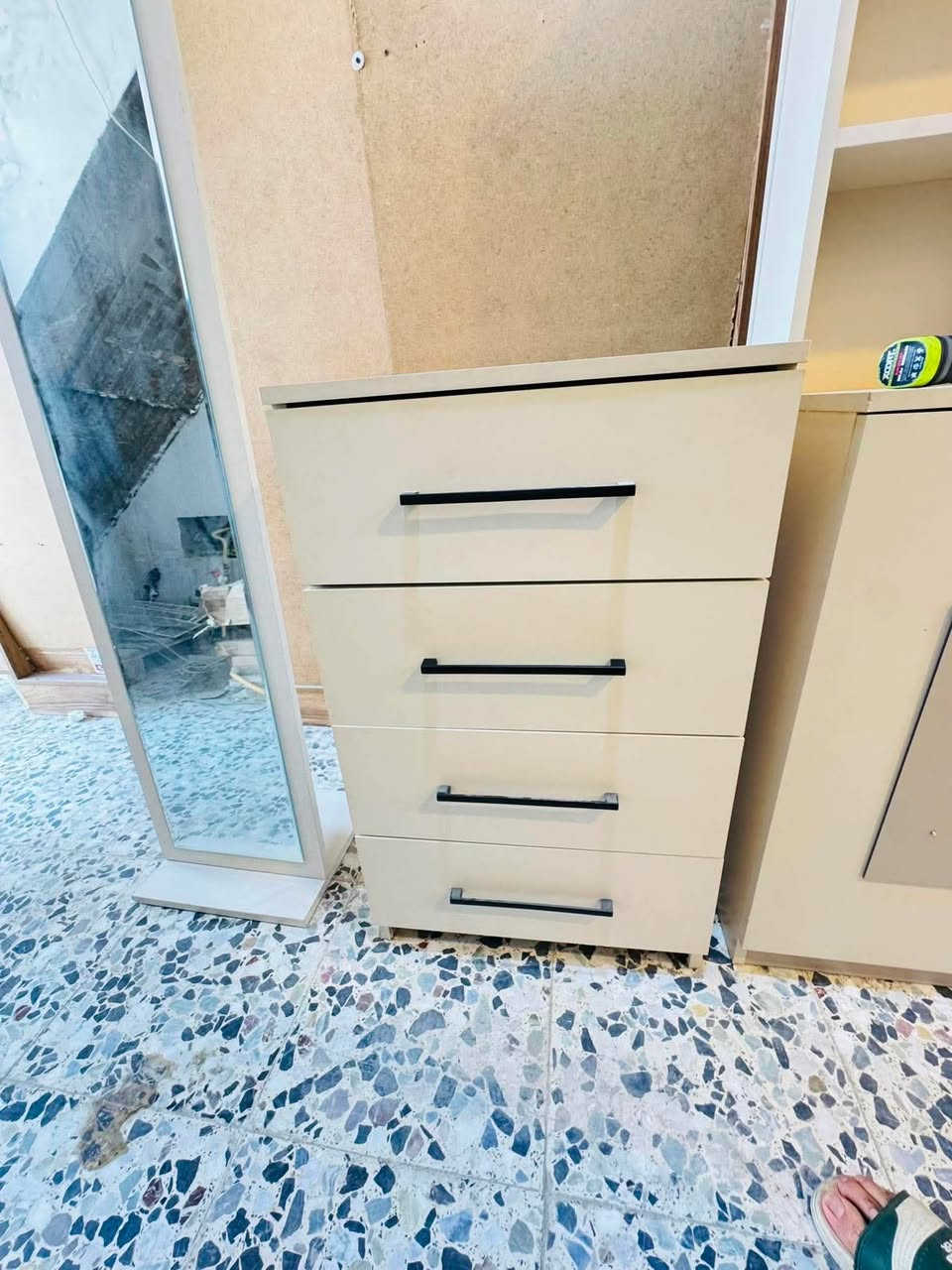 غرفه 9 قطع اخت جديده بيبان تخبل سرير مخزن  وسعرهه مناسب 575 الف


**إذا كنت صاحب هذا الإعلان وتريد حذفه لأي سبب، رجاءا أرسل رسالة إلى الدعم الفني**