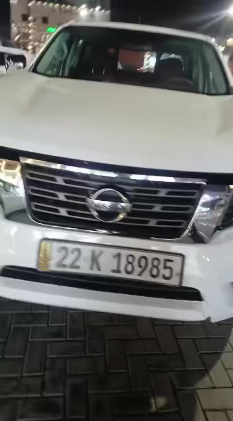 السلام عليكم ورحمة الله وبركاته بيكم نيفاره موديل 2017 كفاله سنويه جديده مكينه كايمه  للبيع او مراوس رقم الهاتف ***********
