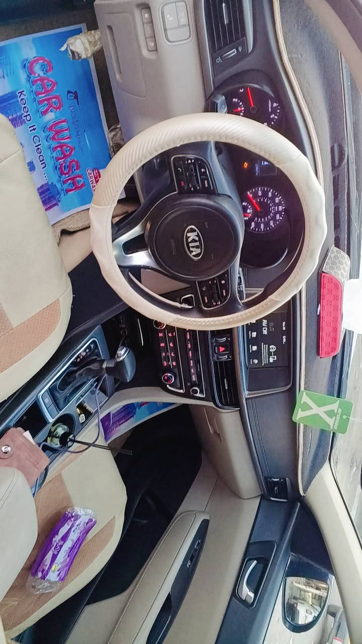 السلام عليكم كيا اوبتما موديل 2018 وارد امريكي بيه قطعتين رقم الدولي الجديد مشروع وطني بأسمي السياره 
گير محرك صدر تايرات جديد السياره نص فول السعر 125 مكان السياره بغداد ***********
