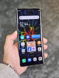 انفنكس زيرو الترا • ذاكرة ٢٥٦ • شحن ١٨٠ واط