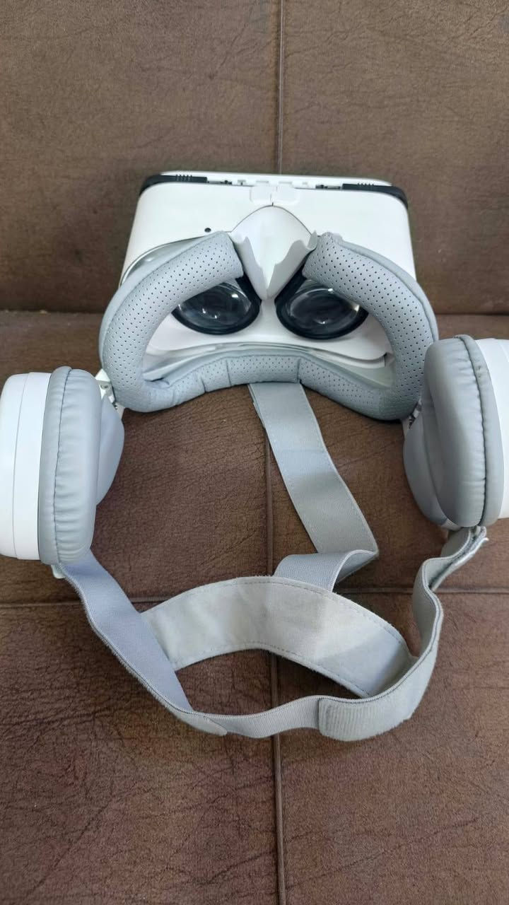 السلام عليكم شباب مناضر مل ادرون ينكم بيه برنامج يربط بل مبايل لتفيده ينطيني سعر بل عافيه هاي المواصفات  العدسات ٣٦٠ درجه يعني تباوع كلشي كلش حلوه لتفيده لا يقصر مستعجل على البيعه ولله


**إذا كنت صاحب هذا الإعلان وتريد حذفه لأي سبب، رجاءا أرسل رسالة إلى الدعم الفني**