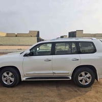 لاندكروز • ٢٠١٥ • رقم بغداد