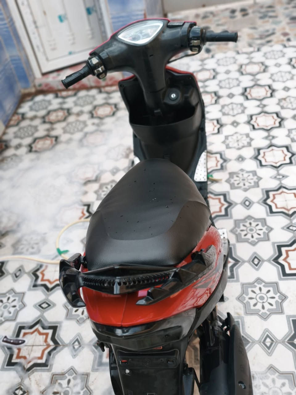 شباب السلام عليكم دراجه للبيع ماكس  كربايات كلها شغاله الدراجه المجفته مره واحده الكفرات مبدله السعر 550 وبيها مجال الرقم ***********
