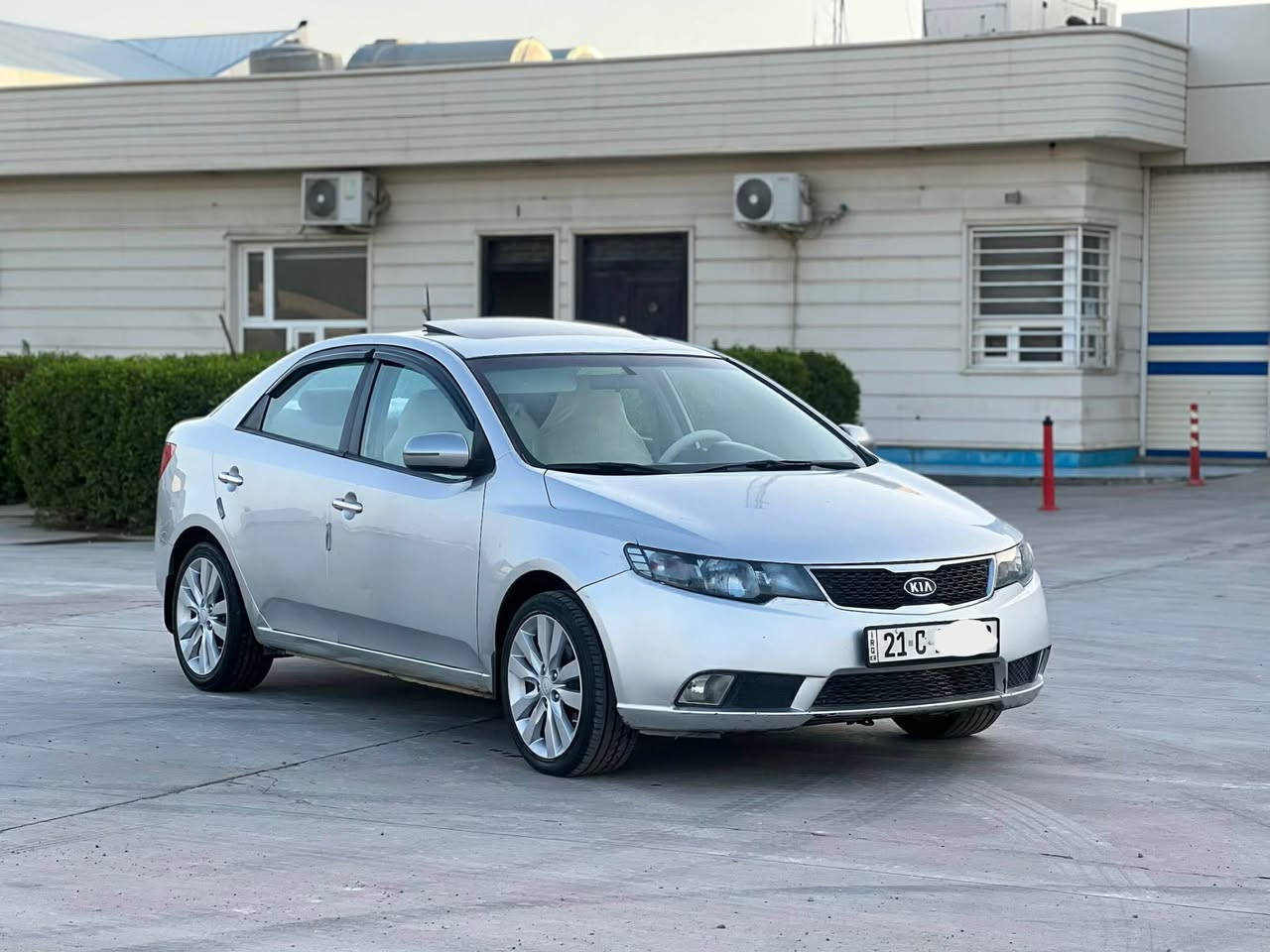 کیا سیراتۆ 2012. گیر تۆماتیک. ٥ پارچەی بۆیاخە بئ ناوگرتن و لیدراو. سۆنەریم داناوە. کالبوونەوەی نیە. بەشەردی گیر و مەکینە و تبرید. مواسەفات (سلایت و ABS و حاسە و ڤۆلیوم و بلاجکتۆر و ویل ١٧ و ….هتد). تاییە و سەدری تازەیە. سەیارەیەکی زۆرپاک و مالی دۆست. سەنەوی و رەقم تازەیە بەشەردی تحویل و غەرامە. سعر فرۆشتن ٨٤ گەلا. شوین. کلار

ژم 
***********

واتس اپ و ڤایبەری لەسەرە

*********** كالار, السليمانية
