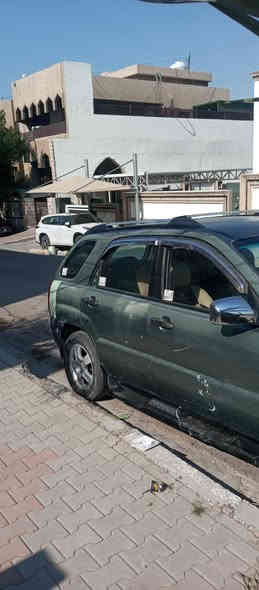 كيا سبورتج للبيع موديل ٢٠٠٧ رقم بغداد كير مكينه خير من الله حجم المكينه ٢٠٠٠ اربعه سلندر السياره بيه قطع صبغ ابيعك مصبوغه حزام  مكاني بغداد  الشعله السعر ١٠٥ $  وبيه مجال بسيط للاستفسار ***********
