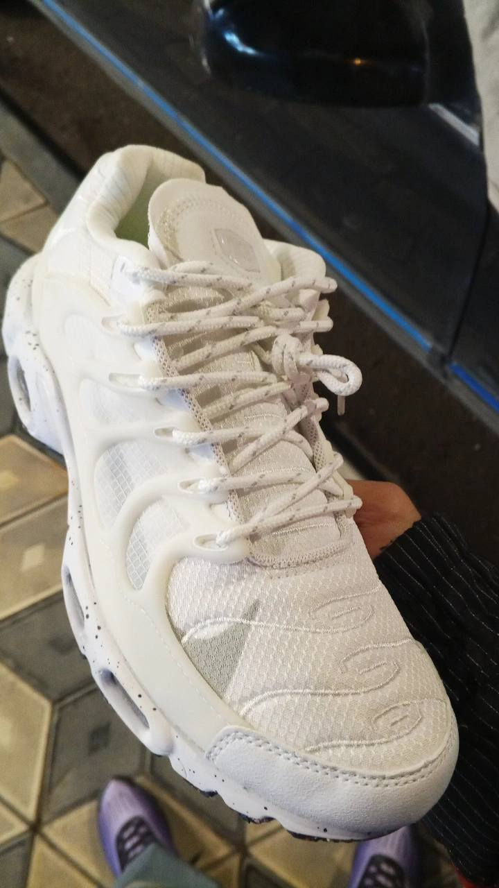 العنوان الاعضميه شارع الضباط
يوجد خدمه توصيل وهاذه رقمي ***********
سوبر كريمه اصليات لقطع مختلفات وجدد كلش
