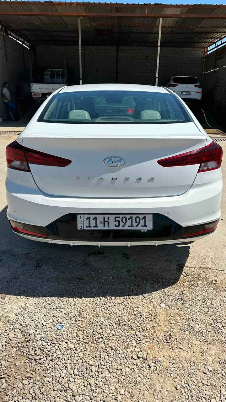 هيونداي النترا خليجي فول
موديل 2019

كفاله عامه المحرك وكير  بيهه تكحيلات بصيطه السونار مرفق بالمنشور

موصفات

1.فتحه سقف
2.مري شفط مع إشارة ترحيب
3.تبريد قطعتين
4.كامره خلفيه
5.حساس امامي خلفي
6.محرك 2000
7.تشغيل بصمة 

📍مكان السيارة ابوغريب 
    السعر 160 وبيه مجال  / ***********
