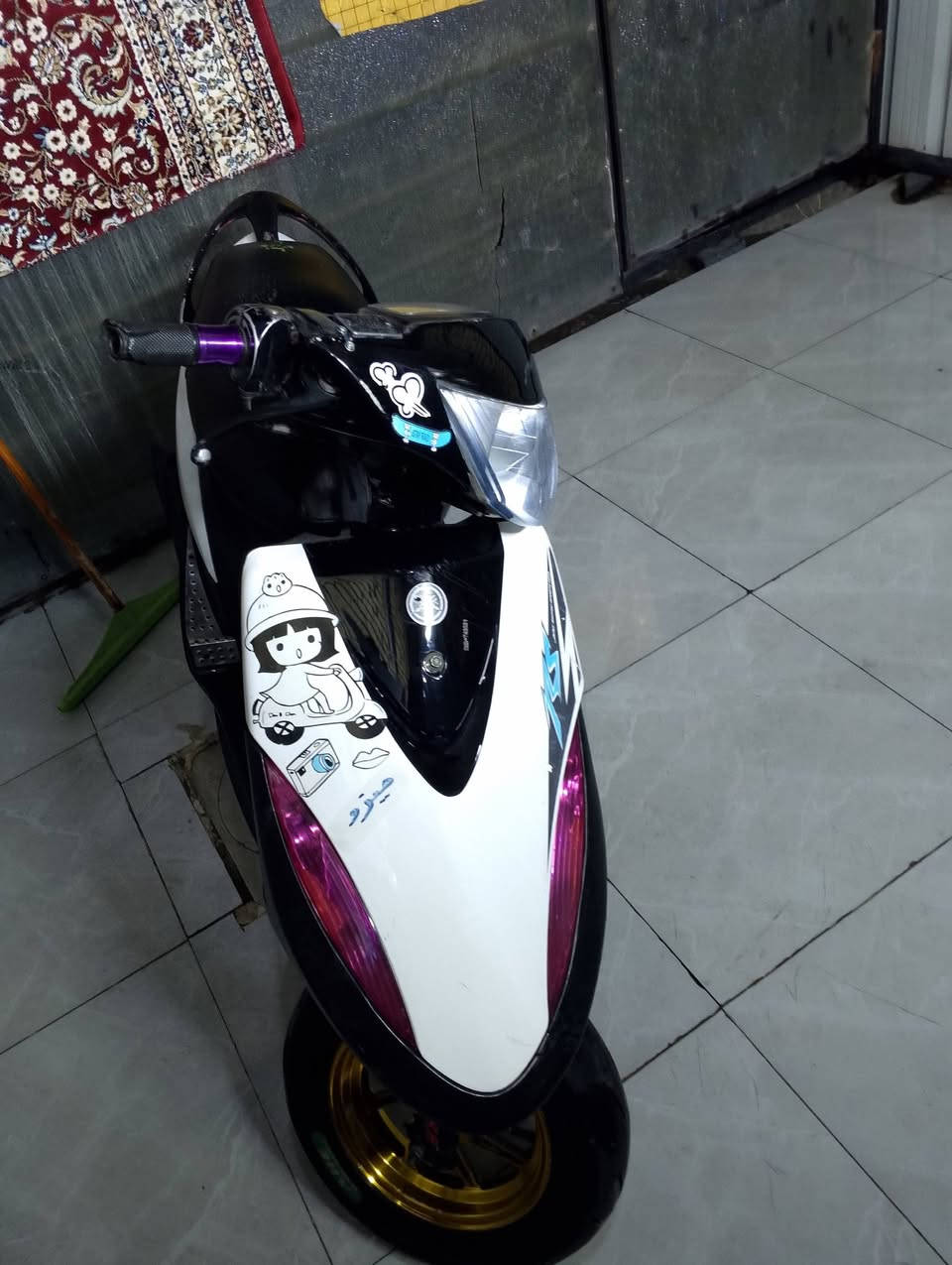 ماكس عدله بيه شغاله سلف هندر
وياله رياضي

كفرات اصليه مو تجاري

قبق فلاوين

تايرات زوج جلاتيني اصلي

دراجه نضيفه

من الشغل للبيت وهاي وضعيته

مكينه مفتوحه كلجات رياضي

شلعه ومعدل 

معدل تقريبا 110

السعر 575 وبيه مجال

العنوان بغداد الشعب 

الميعرف بسعارهن ليكسر بيهه

الرقم ***********
