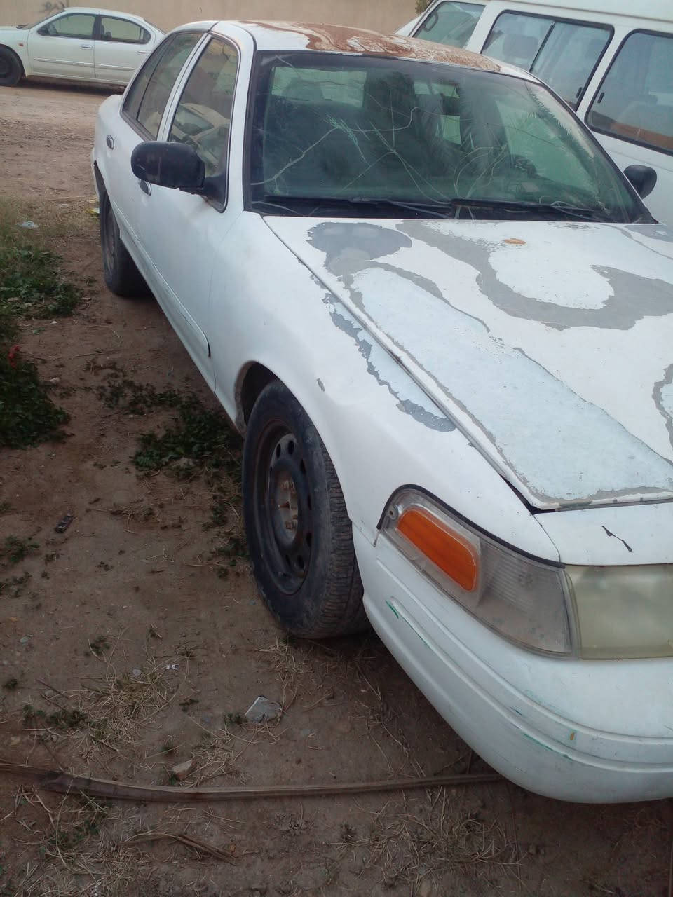 السلام عليكم فورد كراون فكتوريا بوليسي موديل 2006 رقم بغداد نكليزي كير مينه نضاف العنوان بغداد السعر 46  وبيها مجال للستفسار رقم  ***********
