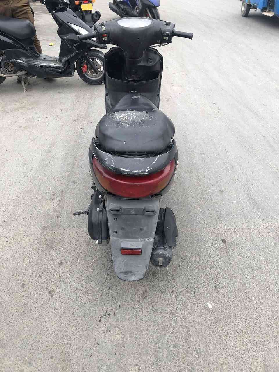 دراجه بريز كامله سلف و هندر و كهربائيات كفرات اصليه السعر 400 و بيها مجال العنوان مدينه الصدر الشراي يجي خاص ***********
