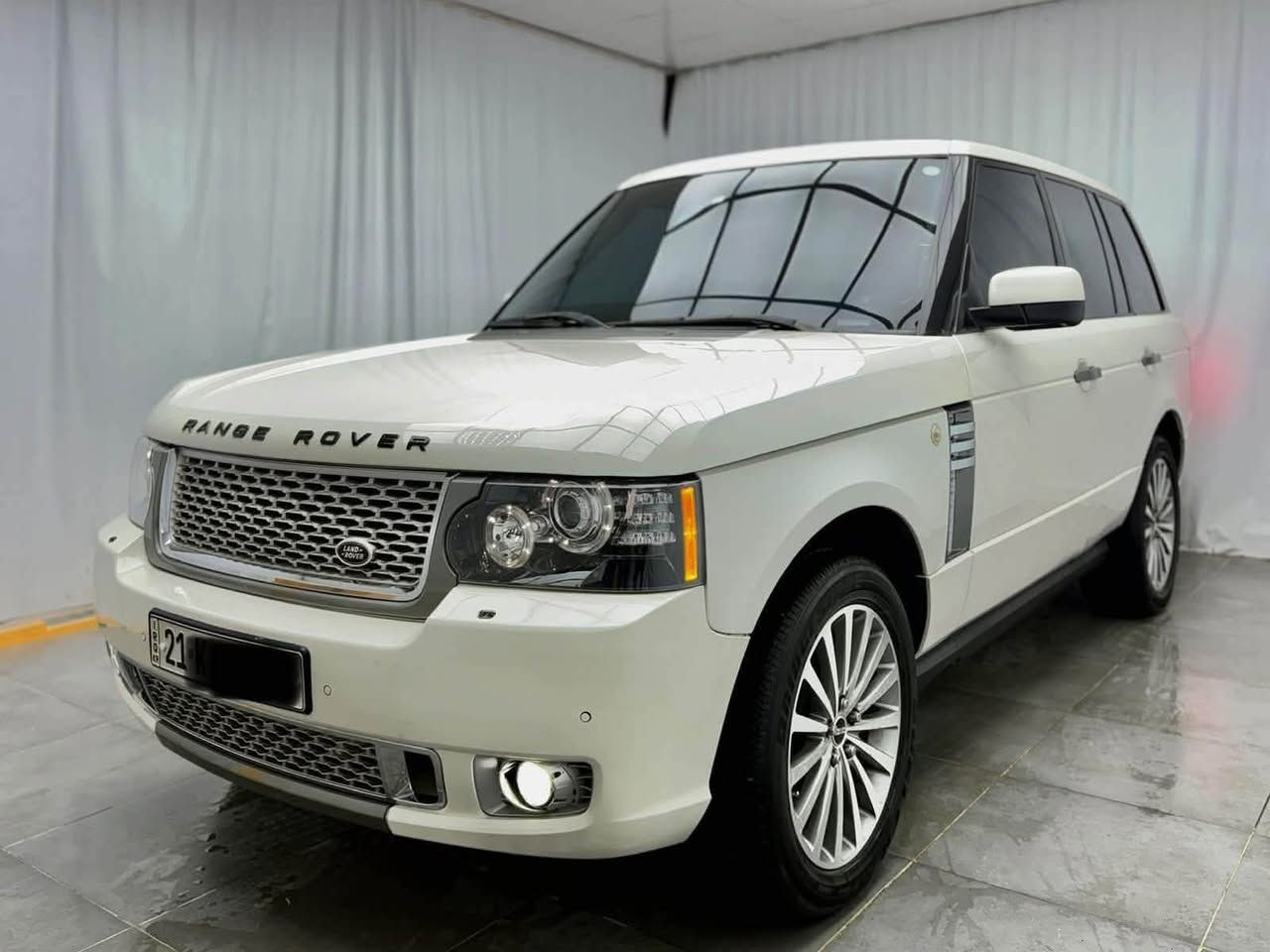 السلام عليكم
للبيع رانج روفر فوك 2010  محرك v8 بدون سوبر خليجي رقم سليمانيه مجدد ماشيه 185 الف ك/م فول مواصفات 
مابيها اي نقص كلشي شغال ، جكات شغاله ، محرك مفتوح 
((موجود ضمن الصور السونار ))
بيها حافة البنيد صبغ فقط 
مكان السياره حله قرب دائرة صحة بابل 
السعر 128 
***********
