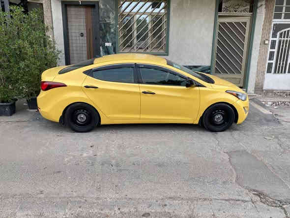 النترا موديل ٢٠١٥ وارد امريكي ضربتهة جاملغ عكس السايق ونفسه مرجعي والباقي ليبل واحد بس بيه مانع انزلاق اشتغل عندي الكلوب مكاني  بغداد الاعظمية *********** السعر ١٢٠ وبيه مجال وبيه سونار
