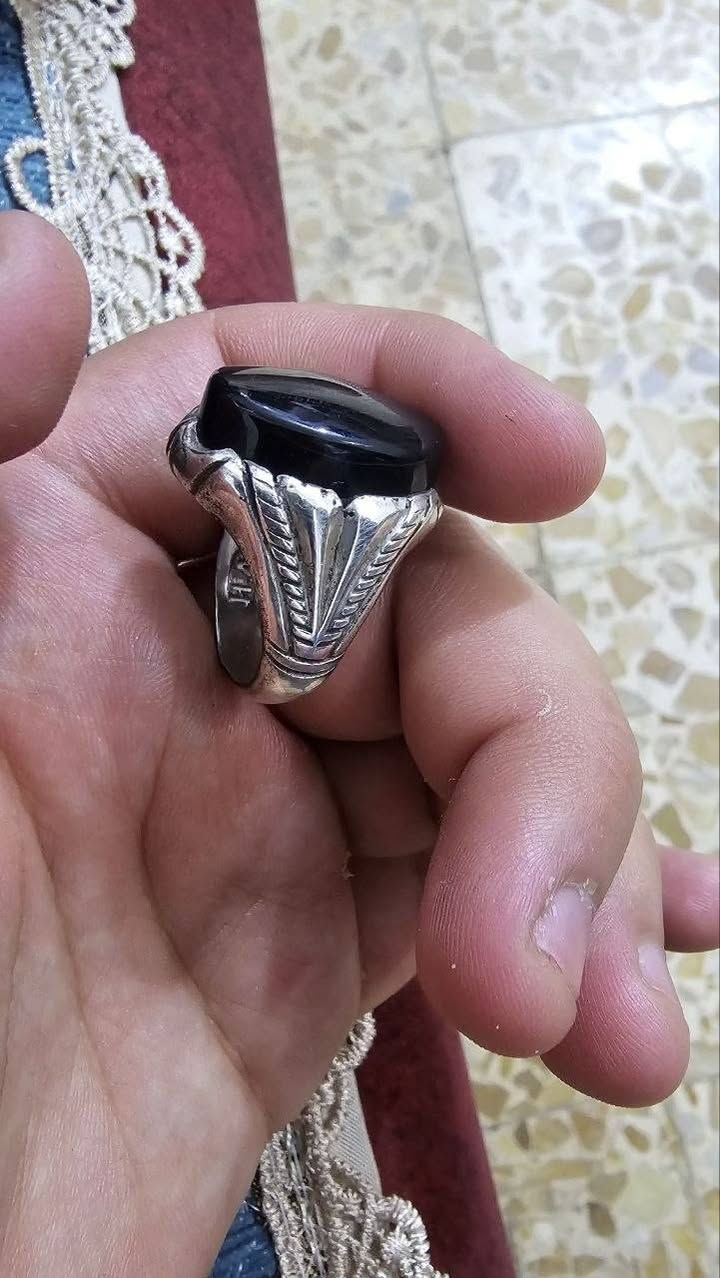 يالله يالله

السلام عليكم ورحمة الله وبركاته

1 :عقيق يماني
2 :اسود شفة العبد طبيعي يشف
3 : صياغه بحرينيه
4:قياس 22_23
5: فضه 925


**إذا كنت صاحب هذا الإعلان وتريد حذفه لأي سبب، رجاءا أرسل رسالة إلى الدعم الفني**