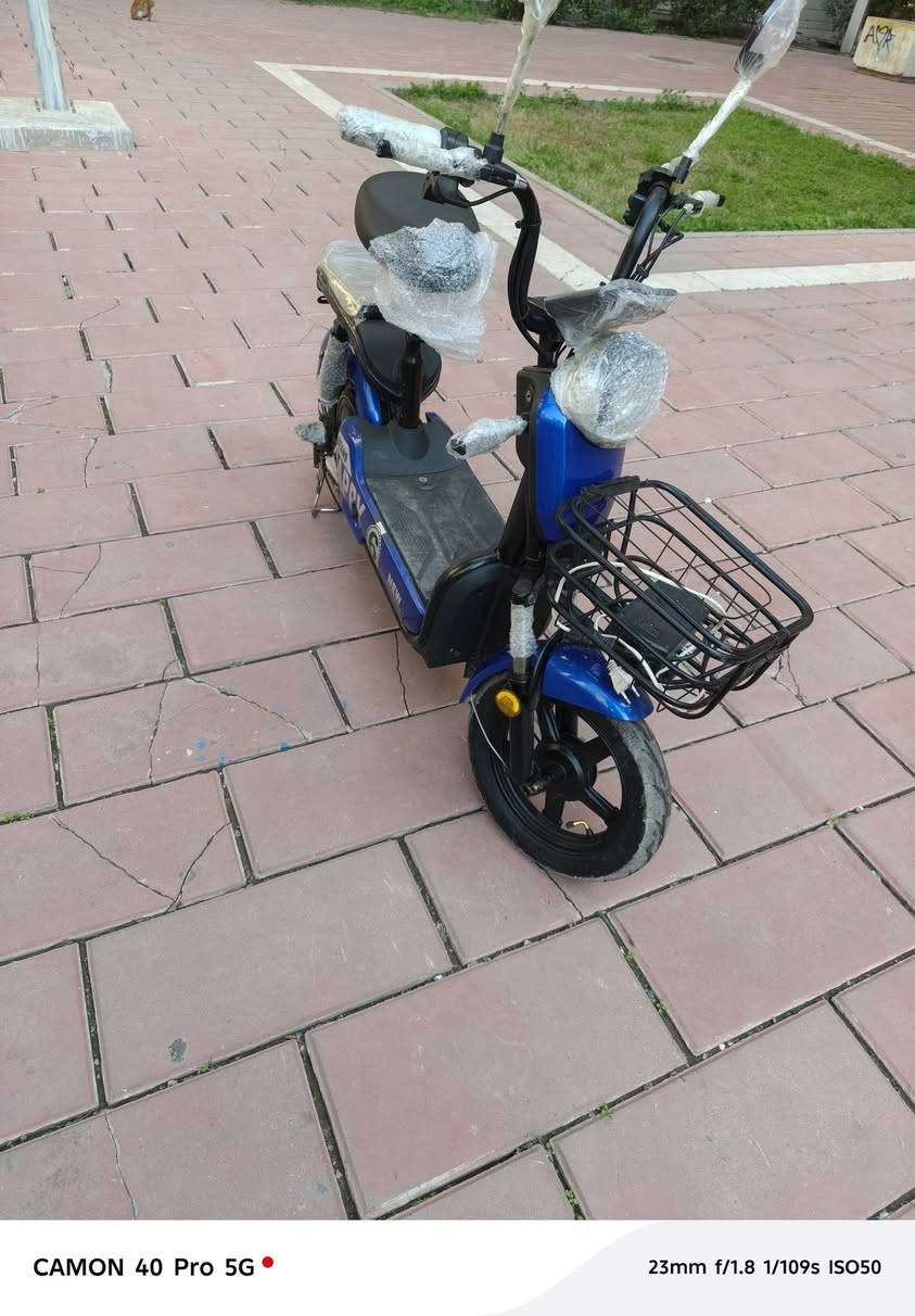 دراجه شحن نضيفه كامله مكمله  مابيه نقص  سعر ٢٠٠الف  وبيه مجال بصيط  حك  جيه مكاني  العلاوي ***********
