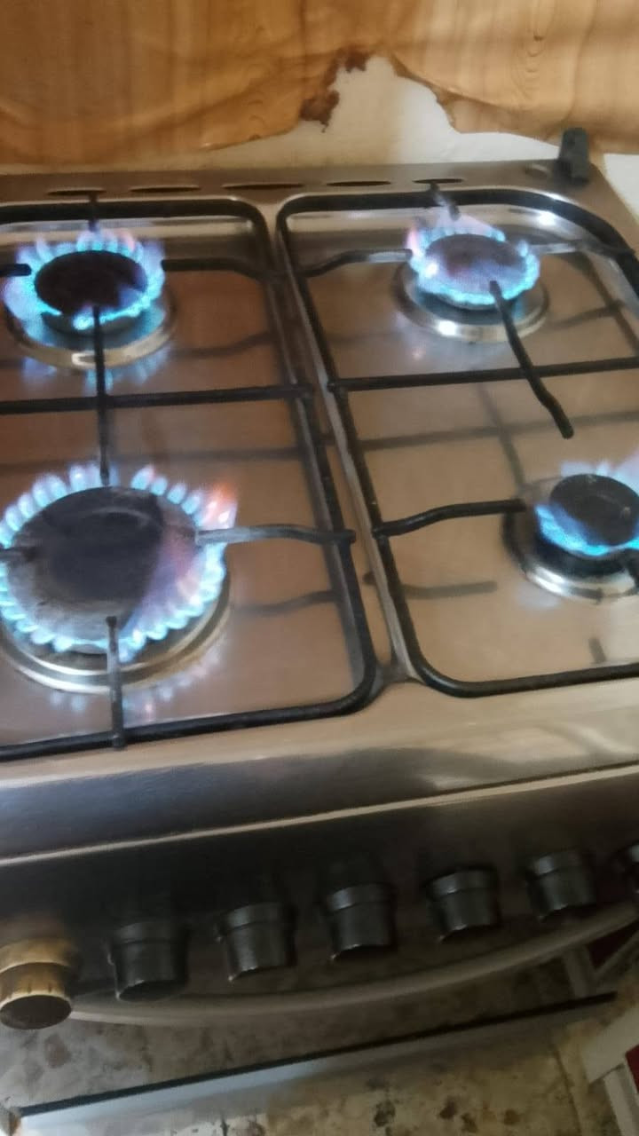 غراض البيع
كاونتر مع سنك 175
بوفيه 75
طباخ شغال نضيف 75اربع عيون
 الإتصال بالرقم ***********
