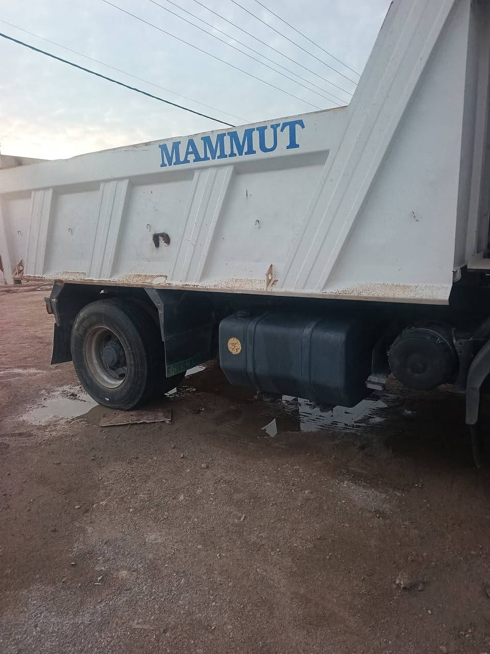 رينو تك قلاب مواصفات تجاره رقم سليمانيه موديل 2000 محرك بم ونوزل حجم 385 كير 4/4 سياره كفاله عامه للاستفسار/
***********
***********
