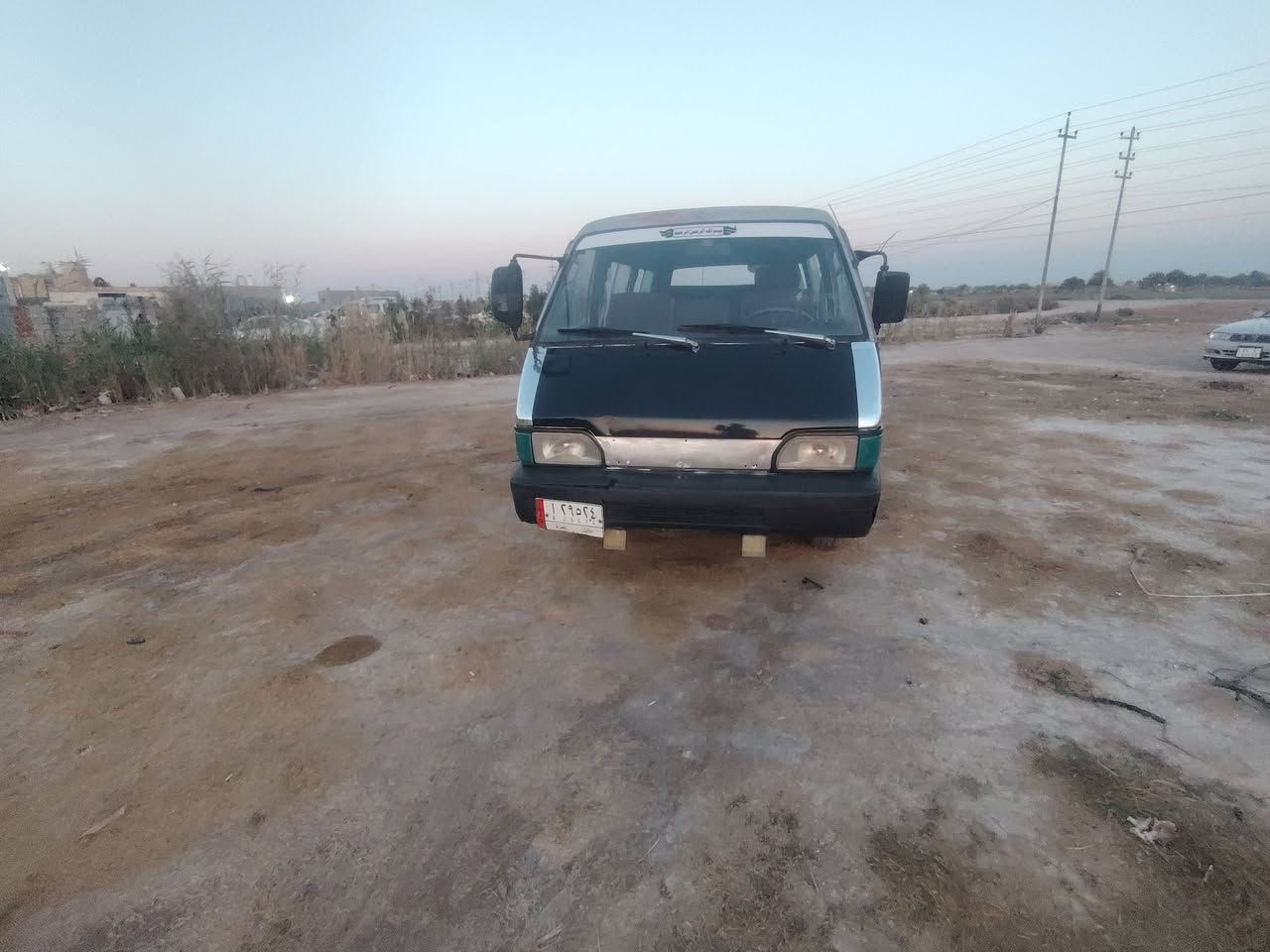 سلام عليكم بسته للبيع موديل 93 رقم بابل سنويه ل28 محرك كير اكسن خير من الله كرهبايات شغاله بدي نضيف دواخل زينا سياره جاهزه  السعر 28ورقه وبيه مجال اومراوس حسب القناعه المكان الناصريه الشطره***********
