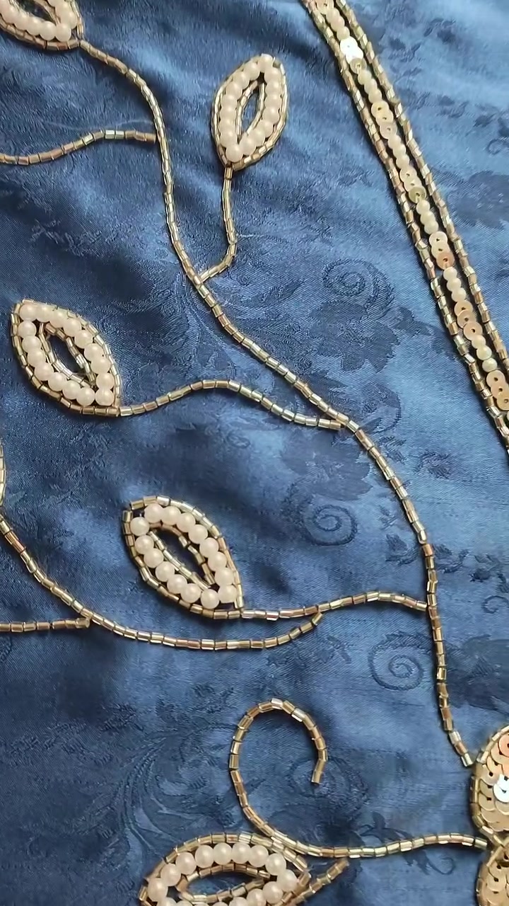 بنات شغل يدوي بالابرة الهندية بس شوفي نظافه الشغل
ضيفوني بنات عفية🥲


**إذا كنت صاحب هذا الإعلان وتريد حذفه لأي سبب، رجاءا أرسل رسالة إلى الدعم الفني**