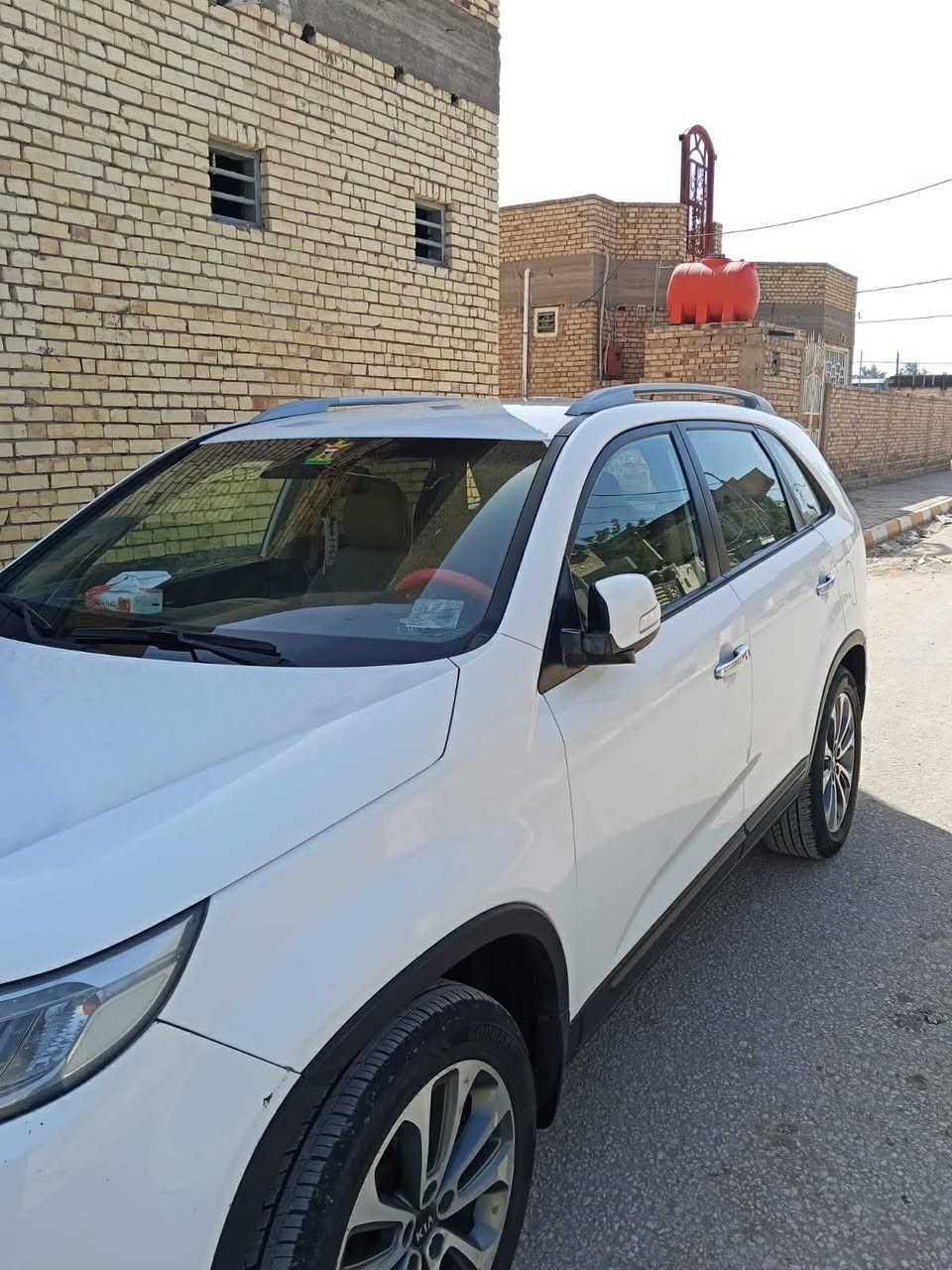 كيا …. سورنتو
موديل …. 2015
رقم قادسيه تحويل مباشر بأسمي 
خليجي 
فول مواصفات ماعدى بنوراما 
_بصمه
_بردات أبواب خلفيه 
_اشاره بالمرايه
_لد خلفي وامامي 
_حساس خلفي وامامي
_3 قطع تبريد
_7 راكب 
_مكينه 6 سلندر
 3500
ماشيه 200 حقيقي 
مكفوله من صبغ وتبديل وبارد
فقط بيها حالوب بالبنيد والقماره 
السعر 165 
مكان السيارة الديوانيه قضاء البدير 
للاستفسار اكثر عن الاسعار والتفاصيل

***********
